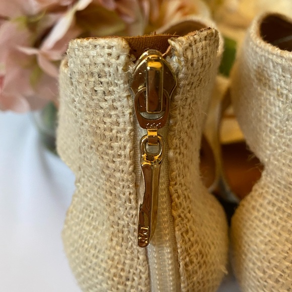 💎STUNNING💎Diane Von Furstenberg~HOST PICK 3X‼️Luxury Designer Opal Wedge Heels - Picture 11 of 16